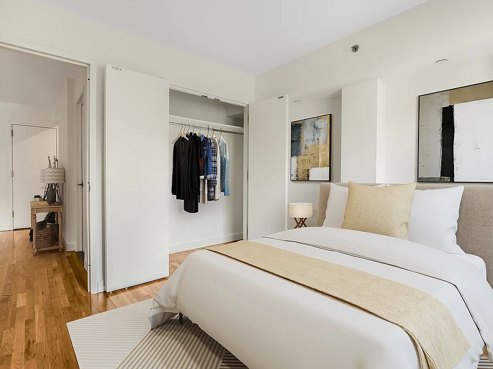 1st image of 101 W 15th St APT 511