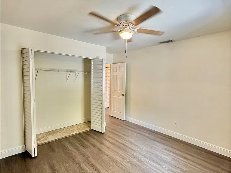 6220 Timberwood Cir #122 — Photo 27