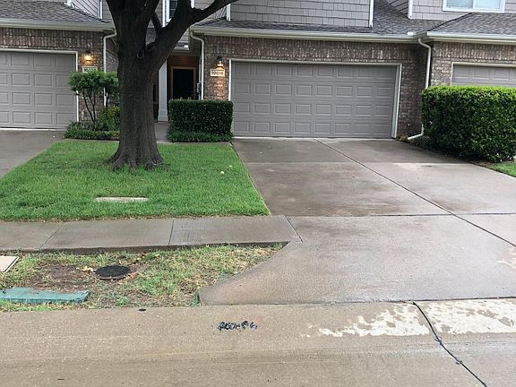 3rd image of 10016 Castlewood Dr