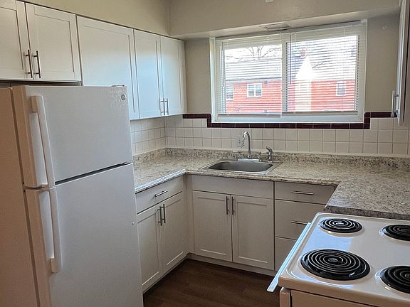 4th image of 6239 Nagel Ave #2N