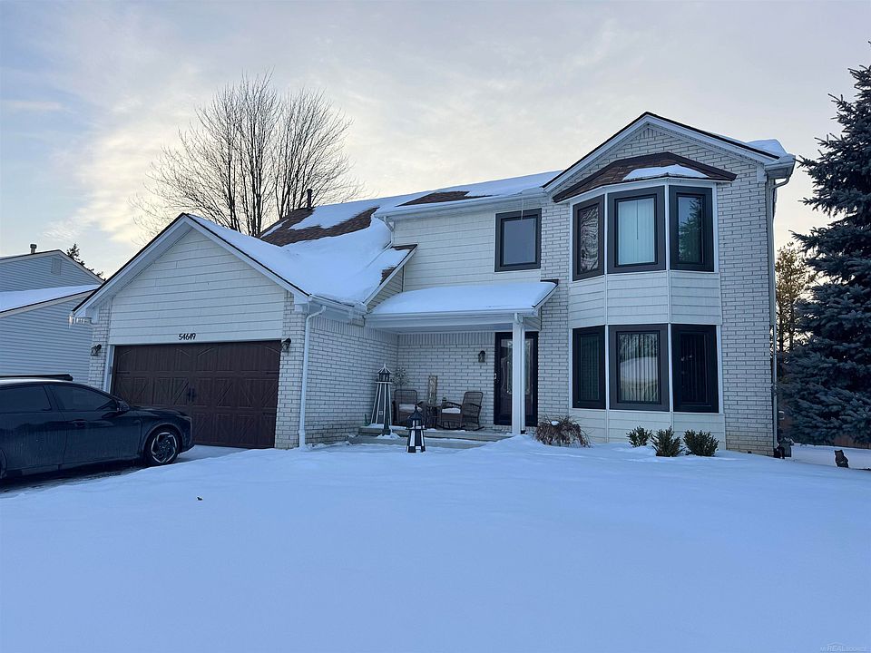 1st image of 54649 Bradshaw Dr