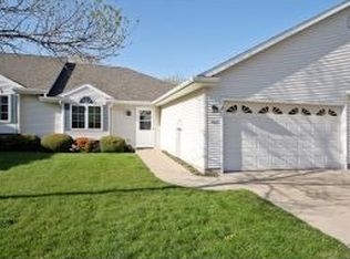 1274 W 18th Ave, Oshkosh, WI 54902