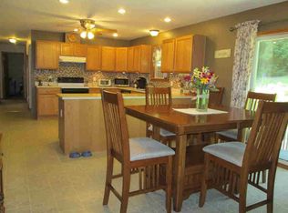 63 Peach Rd, Poughkeepsie, NY 12601