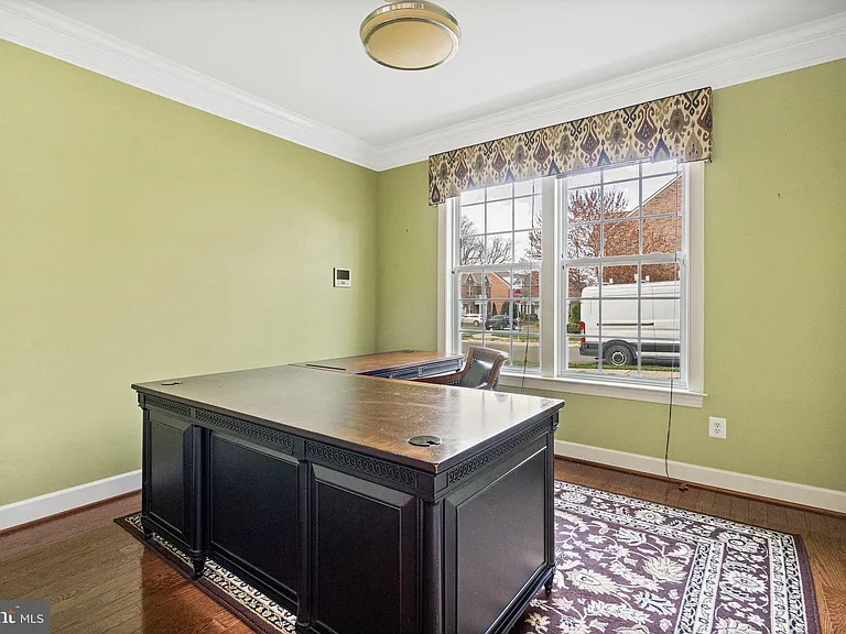 4561 Rona Pl — Photo 16