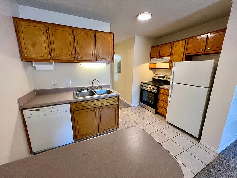 2124 Doctor Martin Luther King Jr Blvd #C23 — Photo 5