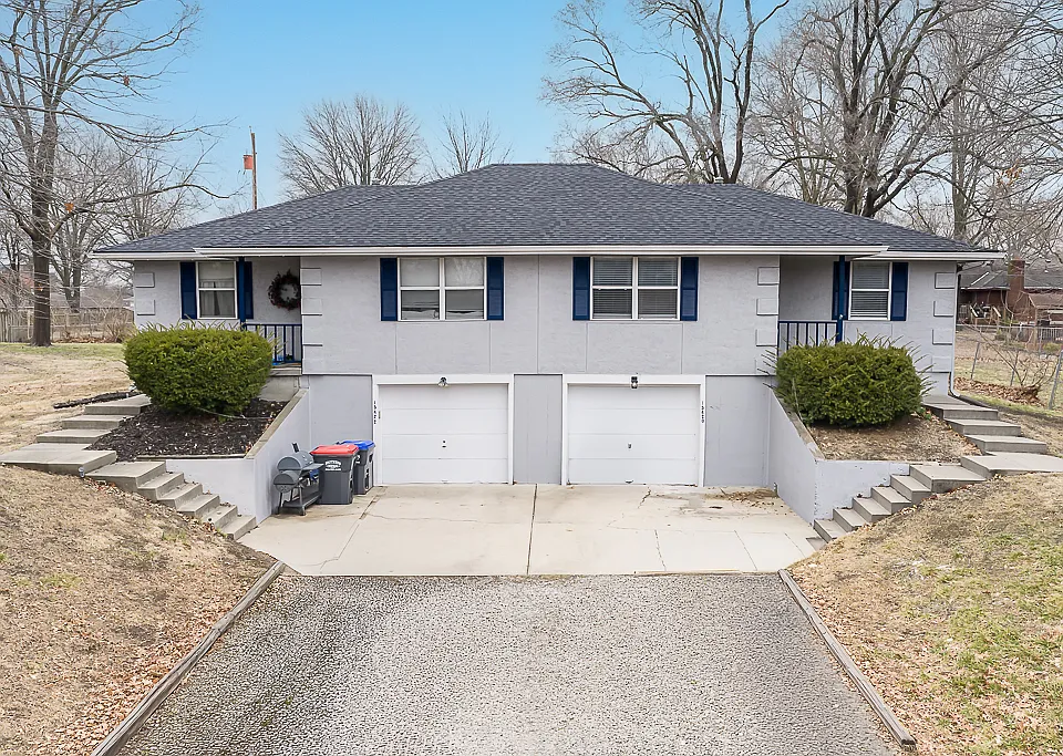 15420 Parallel Rd