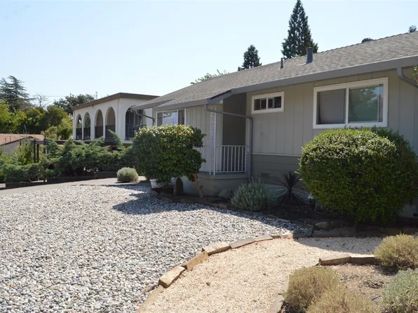 35 Griggs Ln, Napa, CA 94558