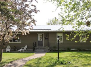 918 8th St NE, Staples, MN 56479