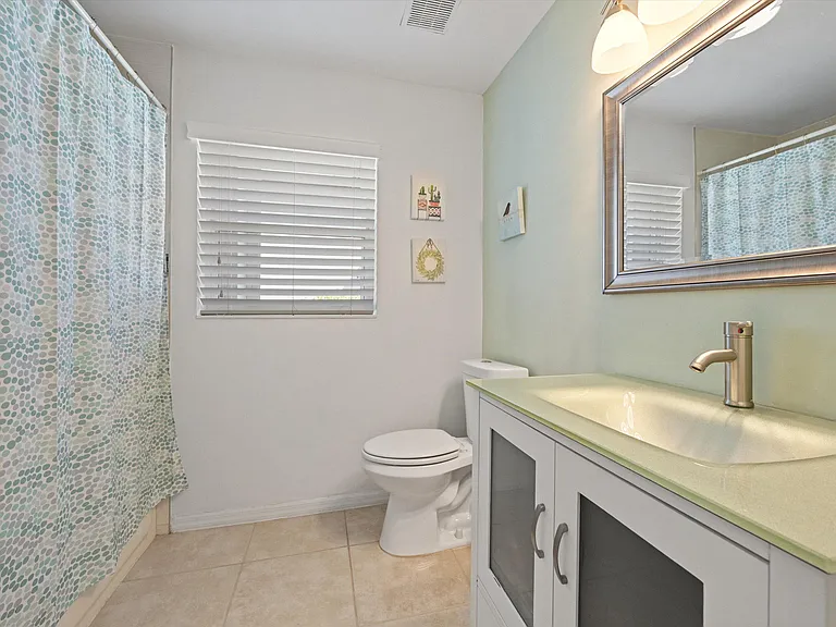 1871 Corsica Dr — Photo 31