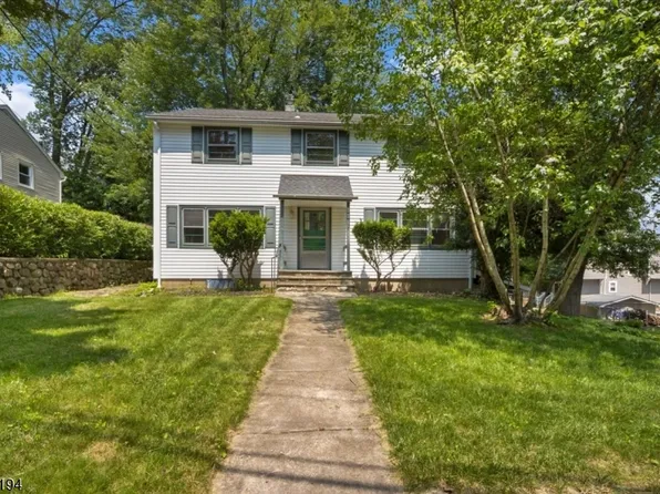 10 Lakeview Trl, Denville Twp., NJ 07834