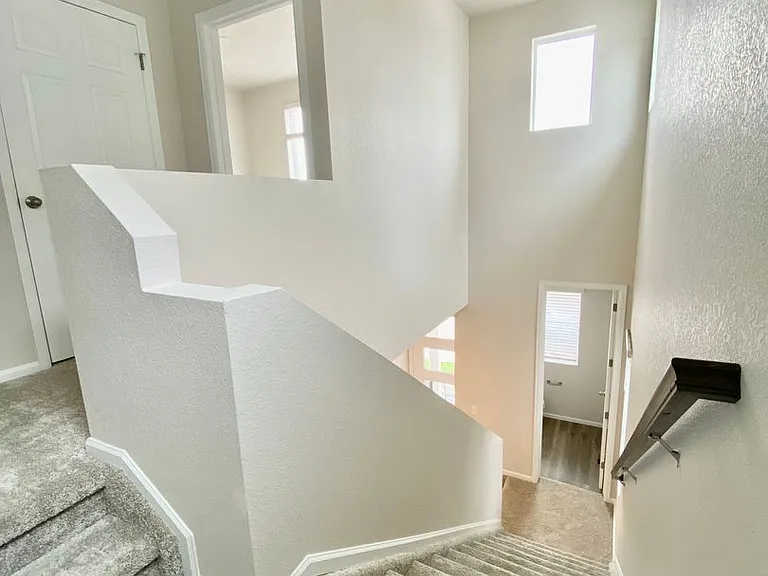 8739 Scarborough Dr — Photo 27