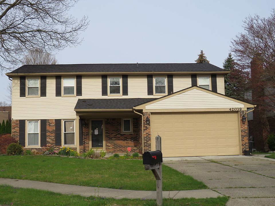 1st image of 42039 Bay Ct