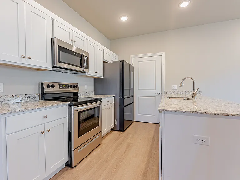 1408 SW Casuarina Dr #2 — Photo 8