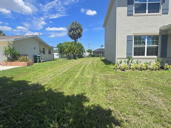 3rd image of 3021 SE 15th Ave