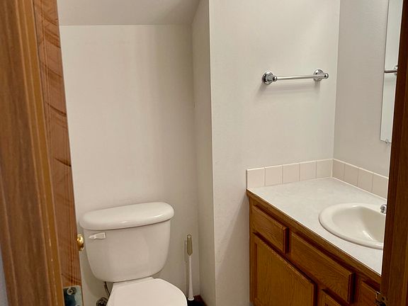 5th image of 1721 W Mockingbird St