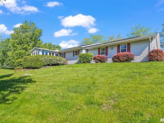 2nd image of 36 N Wind Ln