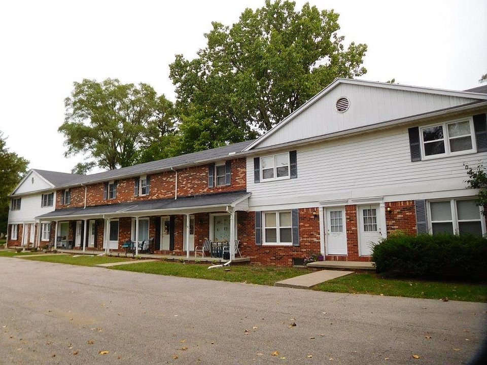 Front View of Townhouses