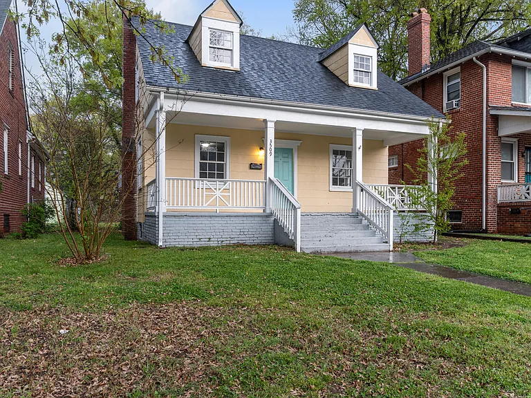 3509 Delaware Ave — Photo 2