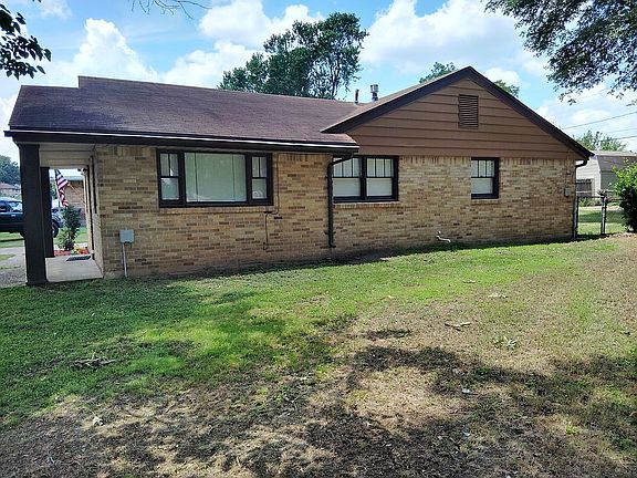 4th image of 714 Crest Dr