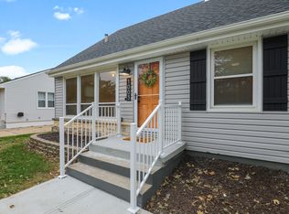 1003 Hopkins Dr, Bellevue, NE 68005