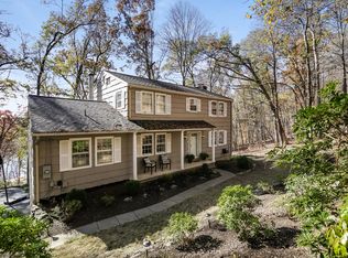 21 Pierrepont Dr, Ridgefield, CT 06877