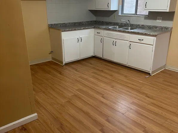 19754 Maple Heights Blvd, Maple Heights, OH 44137