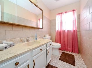 8252 W Irving Park Rd, Chicago, IL 60634