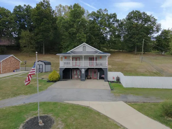 447 Rivendell Rd, Ashland, KY 41102
