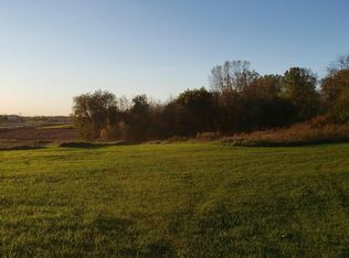 N6332 Hillview Rd, Saint Cloud, WI 53079