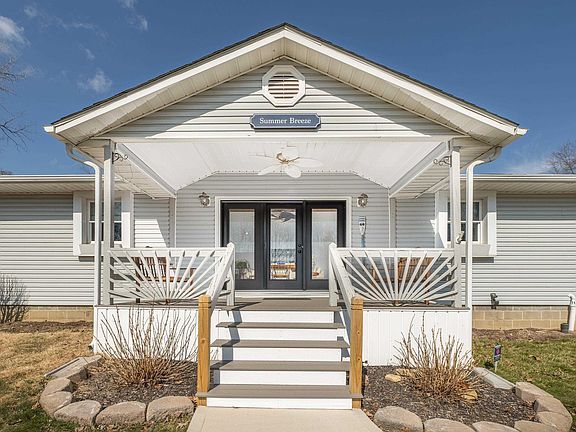 4th image of 60 Appleseed Ct