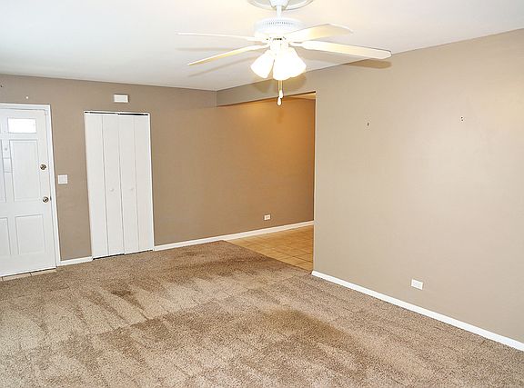 4th image of 801 Wellington Ave #U31