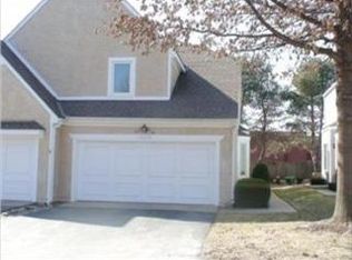 12634 Barkley St, Overland Park, KS 66209