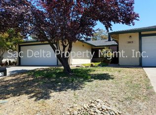 2815 Pepper Oaks Dr, Sacramento, CA 95827
