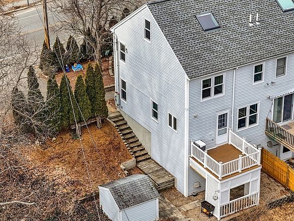 3rd image of 233 Hilldale Ave