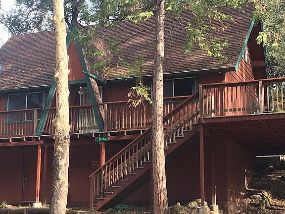 5th image of 21755 Rogue River Dr