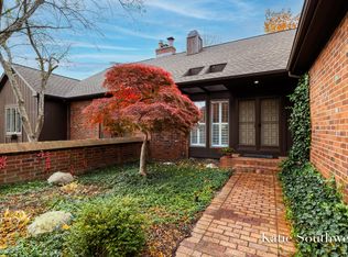 6047 N Gatehouse Dr SE #56, Grand Rapids, MI 49546