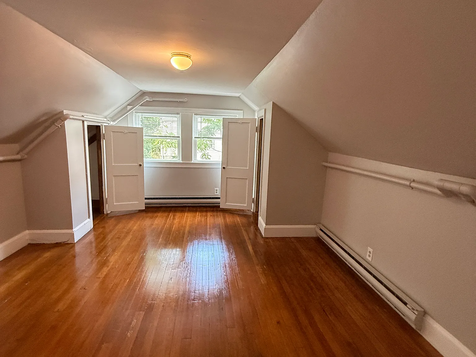 2 bed, $2,200 — Photo 1