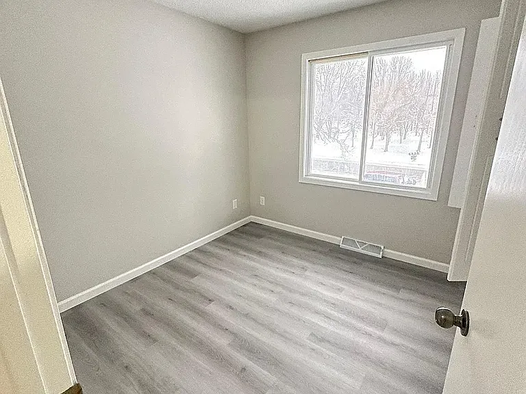 112 118th Ave NE #112 — Photo 4