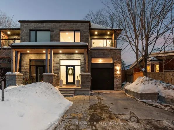 276 Clare St, Ottawa, ON K1Z 7E4