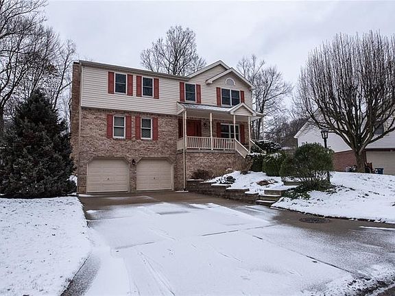 2nd image of 247 Rose Ct N