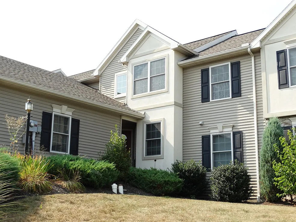 Building Photo - 1169 Hammon Ave