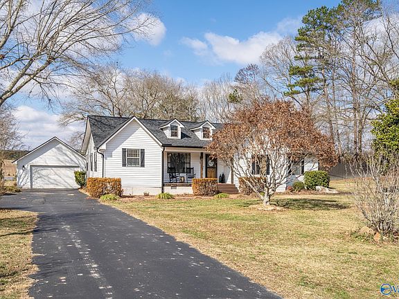 2nd image of 605 County Road 81