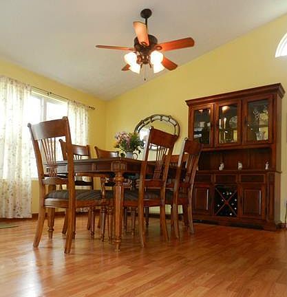 3rd image of 1131 Mallet Hill Ct