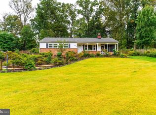 7817 Rebel Dr, Annandale, VA 22003