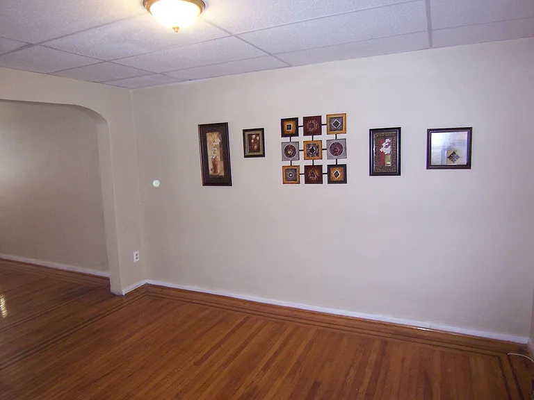 1514 S Corlies St — Photo 9