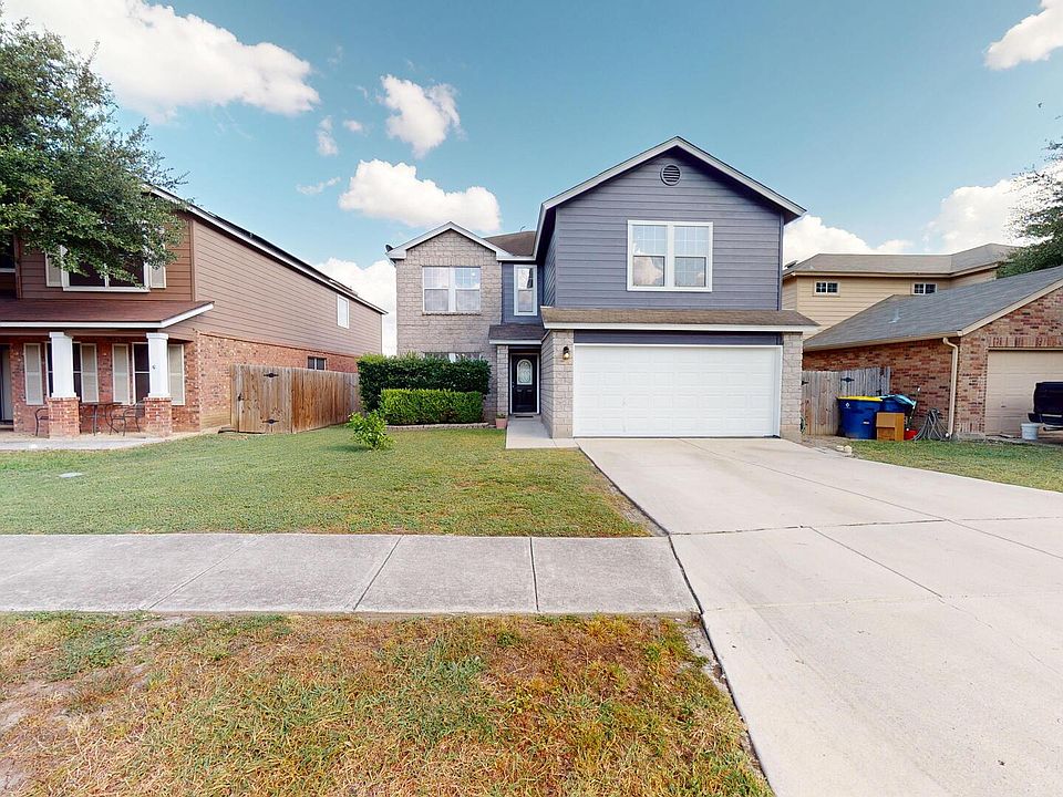 1st image of 147 WOODSTONE LOOP
