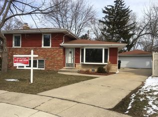 8204 W Maple Ave, Norridge, IL 60706