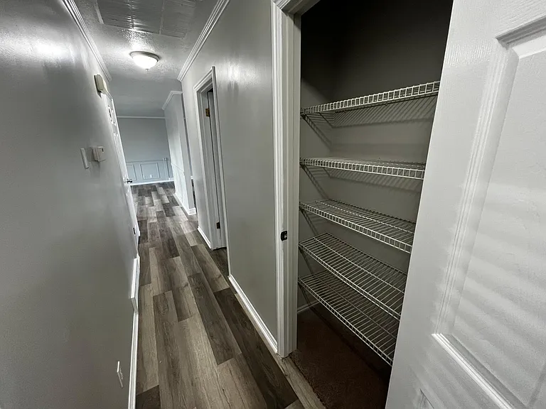 1442 N 900 W — Photo 14