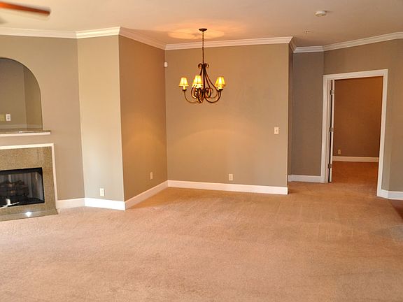 4th image of 305 Seven Springs Way APT 302
