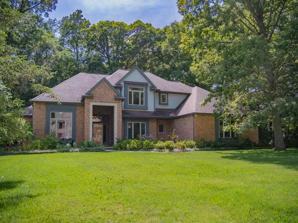 380 Wild Fox Ct, Ann Arbor, MI 48103